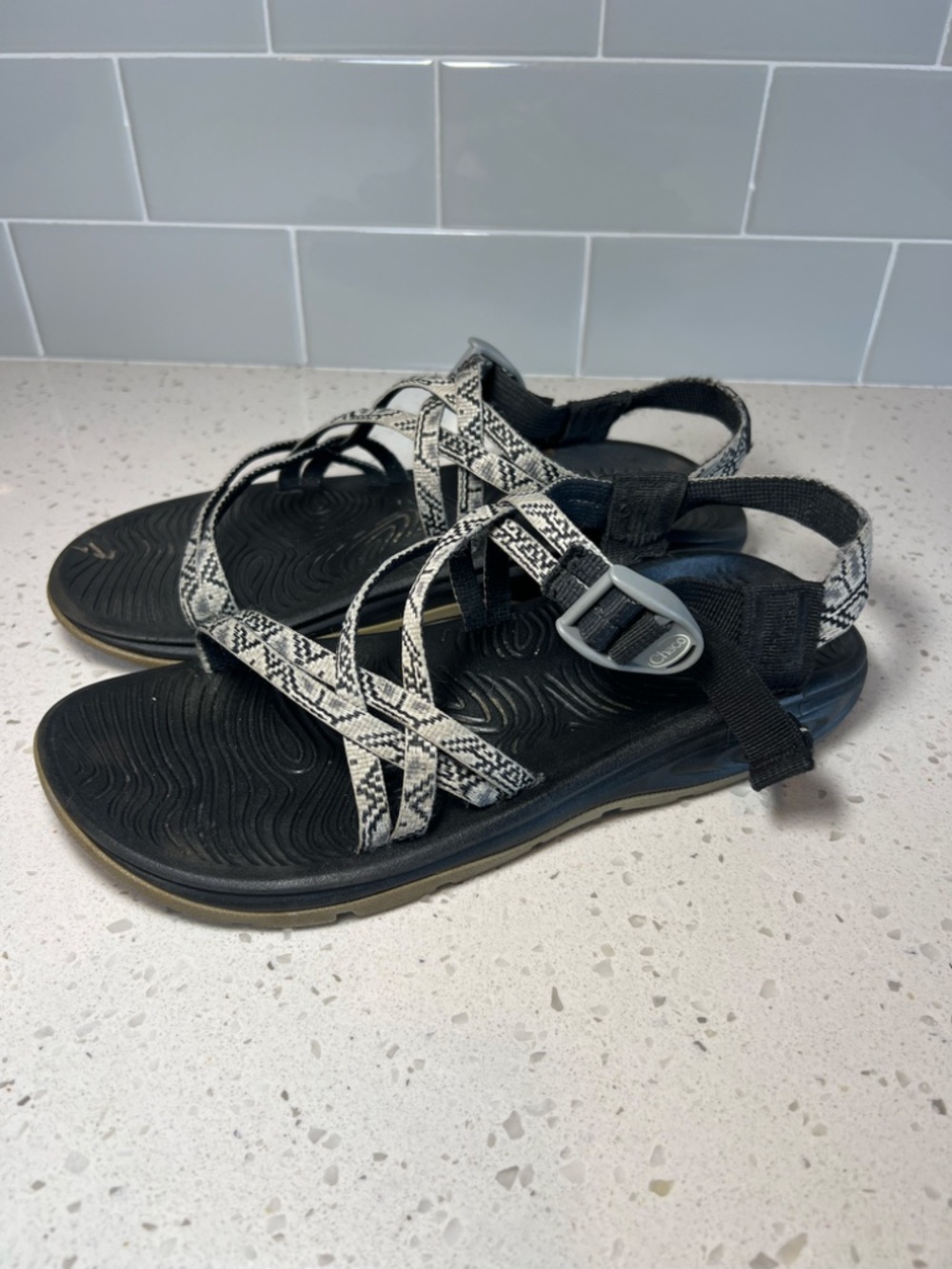 Chaco ZX/2 Cloud Dual Strap Comfort Sandals Gray Black Hiking  WORN Women's Sz 9 - Picture 4 of 16